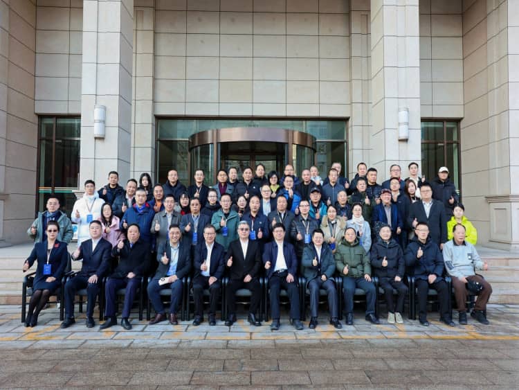 格瑞樂環(huán)保王貴軍出席第三屆室內(nèi)環(huán)境企業(yè)發(fā)展大會，共探行業(yè)發(fā)展新路徑